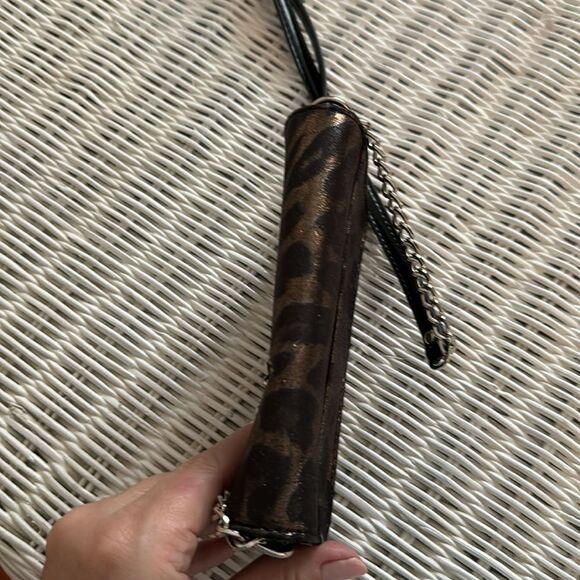 Nine West Metallic Tiger Cheetah Print WOC Crossbody EUC!! - Picture 6 of 6